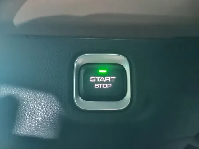 Used MG Hector Plus [2023-2025] Savvy Pro 1.5 Turbo Petrol CVT 6 STR in Bangalore