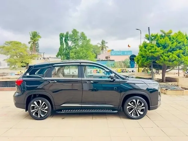 Used MG Hector Plus [2023-2025] Savvy Pro 1.5 Turbo Petrol CVT 6 STR in Bangalore
