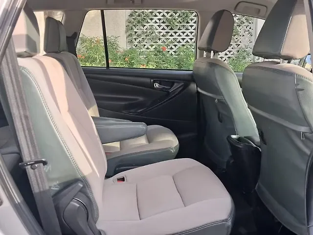 Used Toyota Innova Crysta [2016-2020] 2.4 G 7 STR [2016-2017] in Coimbatore