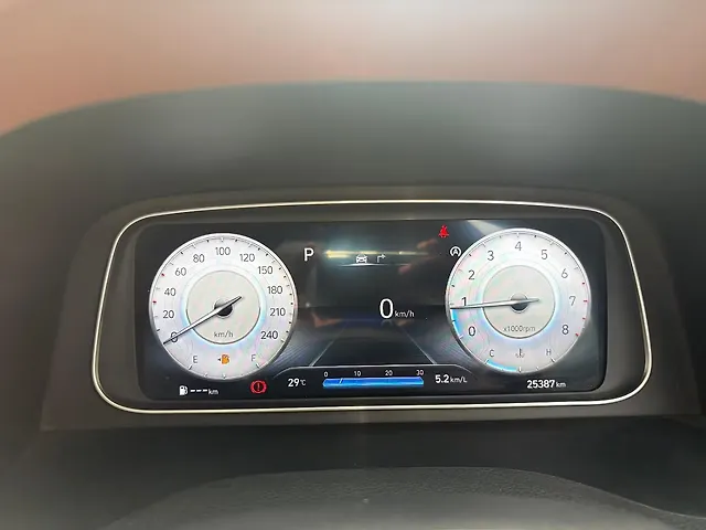 Used Hyundai Alcazar [2023-2024] Signature (O) 7 STR 1.5 Petrol DCT in Mumbai
