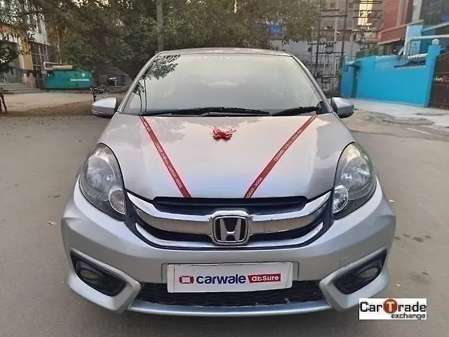 Used 2017 Honda Amaze in Delhi