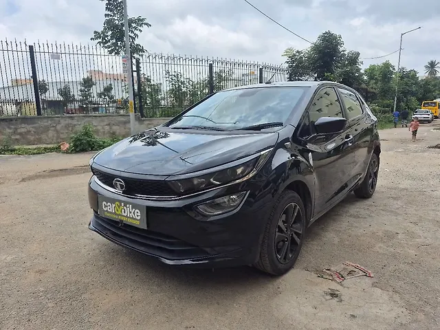 Used 2022 Tata Altroz in Bangalore