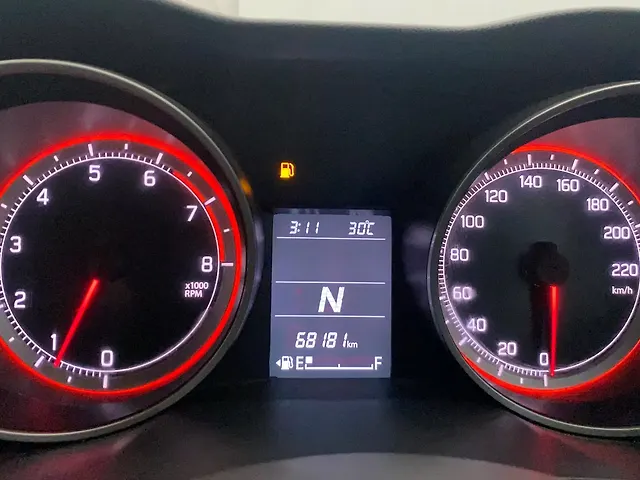 Used Maruti Suzuki Swift [2021-2024] VXi AMT [2021-2023] in Lucknow