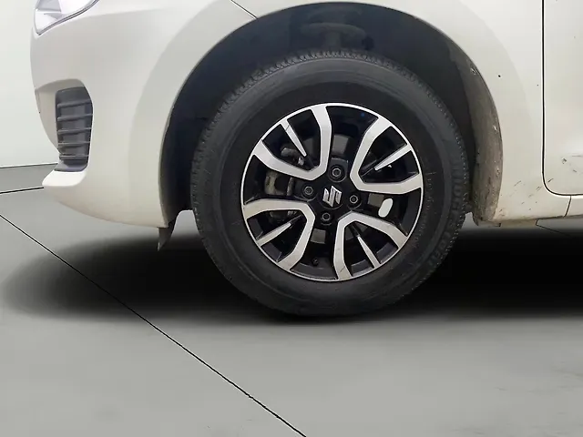 Used Maruti Suzuki Swift [2021-2024] VXi AMT [2021-2023] in Lucknow