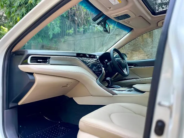 Used Toyota Camry [2019-2022] Hybrid in Delhi