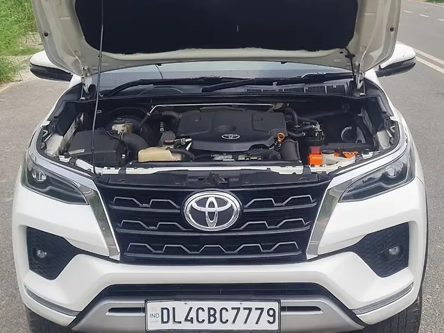 Used Toyota Fortuner 4x2 2WD Diesel 2.8L Turbo Automatic (TC) in Delhi