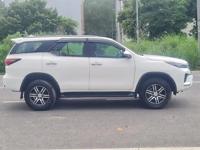 Used Toyota Fortuner 4x2 2WD Diesel 2.8L Turbo Automatic (TC) in Delhi