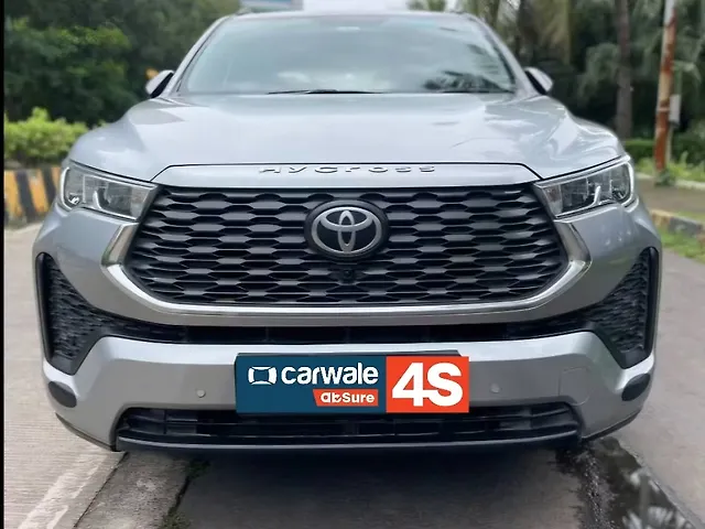 Used 2025 Toyota Innova Hycross in Mumbai Used 2025 Toyota Innova Hycross in Mumbai