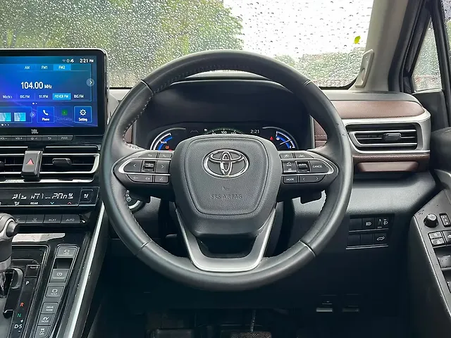 Used Toyota Innova Hycross ZX (O) Hybrid (Electric + Petrol) Automatic (e-CVT) 7 STR in Delhi