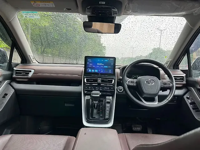 Used Toyota Innova Hycross ZX (O) Hybrid (Electric + Petrol) Automatic (e-CVT) 7 STR in Delhi