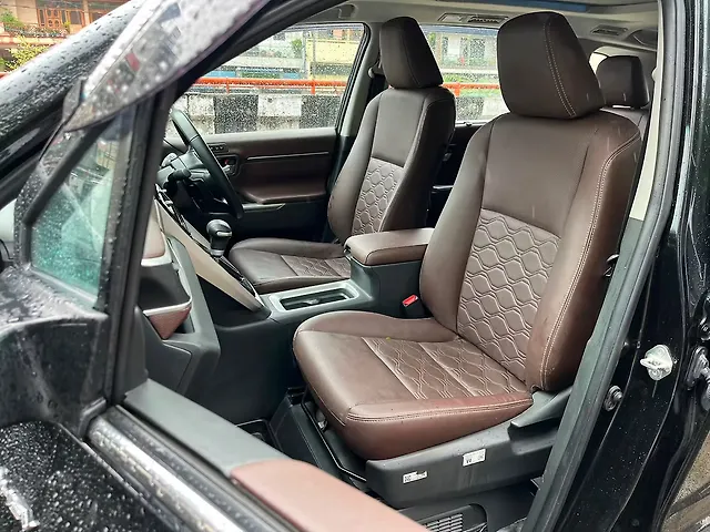 Used Toyota Innova Hycross ZX (O) Hybrid (Electric + Petrol) Automatic (e-CVT) 7 STR in Delhi