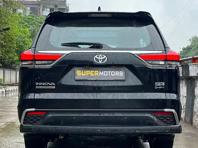Used Toyota Innova Hycross ZX (O) Hybrid (Electric + Petrol) Automatic (e-CVT) 7 STR in Delhi