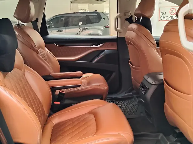 Used MG Gloster Savvy 4WD Diesel Turbo Automatic 6 STR in Chennai