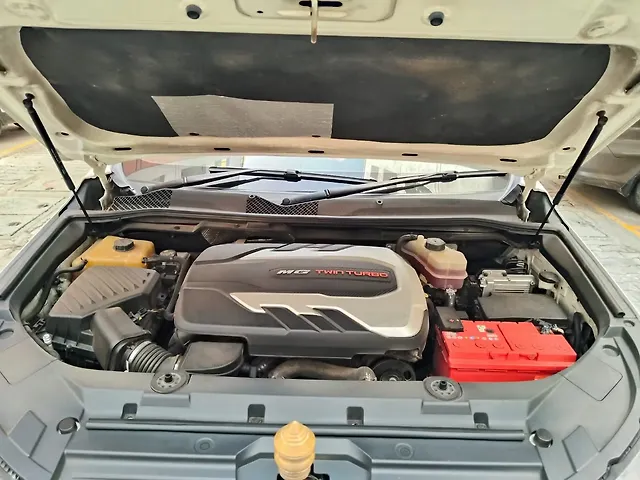 Used MG Gloster Savvy 4WD Diesel Turbo Automatic 6 STR in Chennai