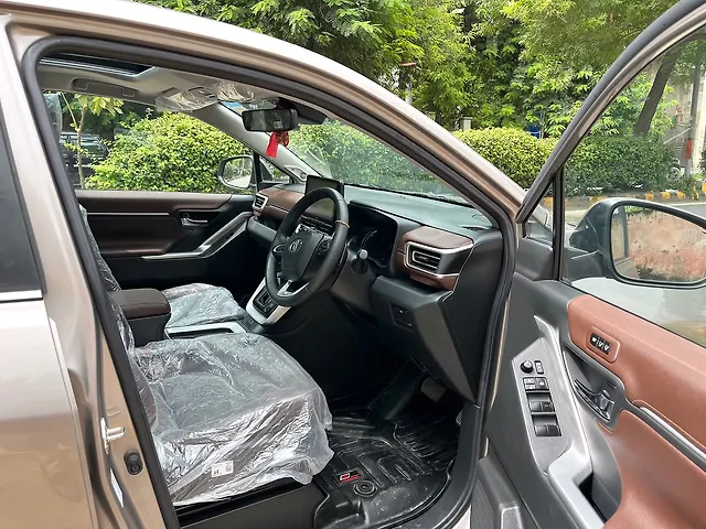 Used Toyota Innova Hycross ZX (O) Hybrid (Electric + Petrol) Automatic (e-CVT) 7 STR Limited Edition in Delhi