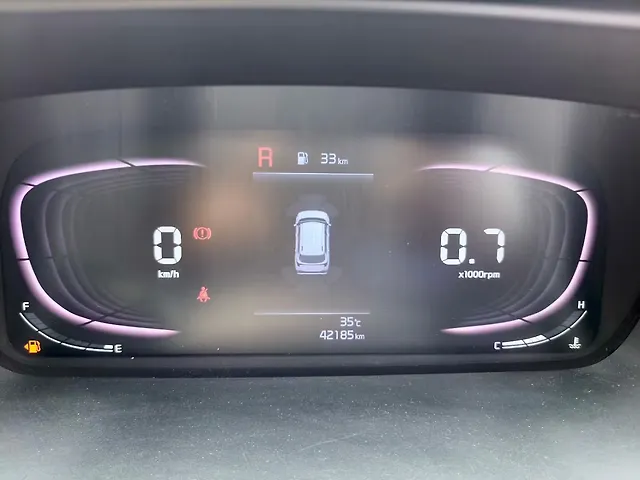 Used Kia Carens [2022-2023] Luxury Plus 1.4 Petrol DCT 6 STR in Mumbai