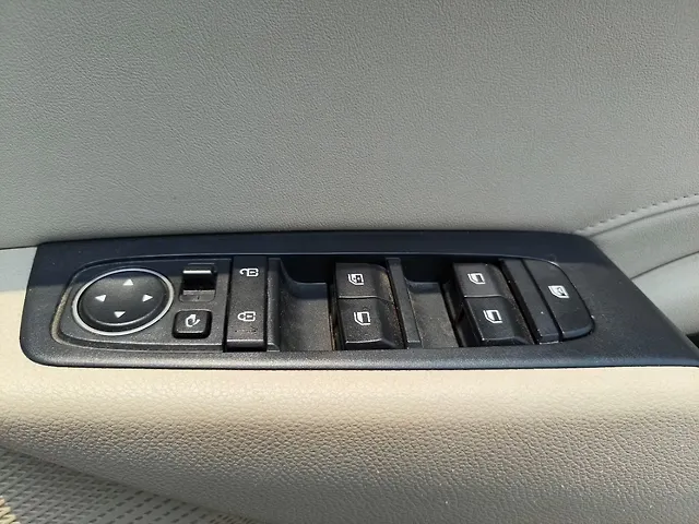 Used Kia Carens [2022-2023] Luxury Plus 1.4 Petrol DCT 6 STR in Mumbai