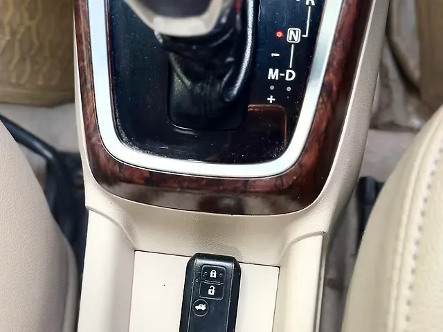 Used Maruti Suzuki Swift Dzire [2015-2017] ZXI in Delhi