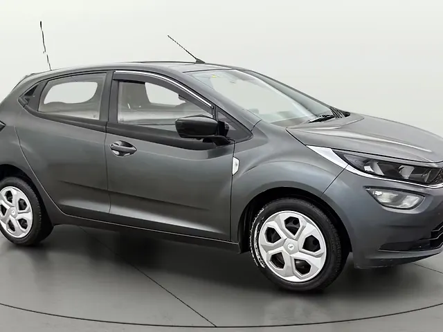 Used 2021 Tata Altroz in Delhi Used 2021 Tata Altroz in Delhi