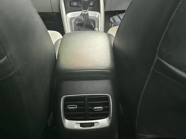 Used Hyundai Venue [2023-2025] SX 1.5 Diesel in Mumbai