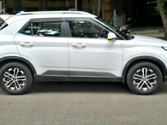 Used Hyundai Venue [2023-2025] SX 1.5 Diesel in Mumbai