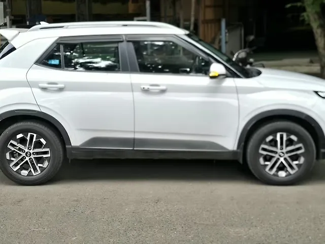 Used Hyundai Venue [2023-2025] SX 1.5 Diesel in Mumbai