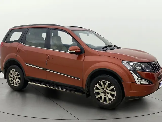 Used 2017 Mahindra XUV500 in Navi Mumbai