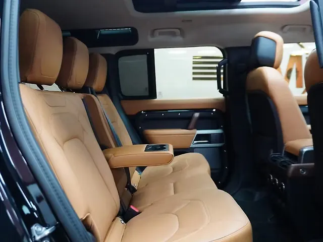 Used Land Rover Defender 110 X-Dynamic HSE 2.0 Petrol [2023-2025] in Delhi