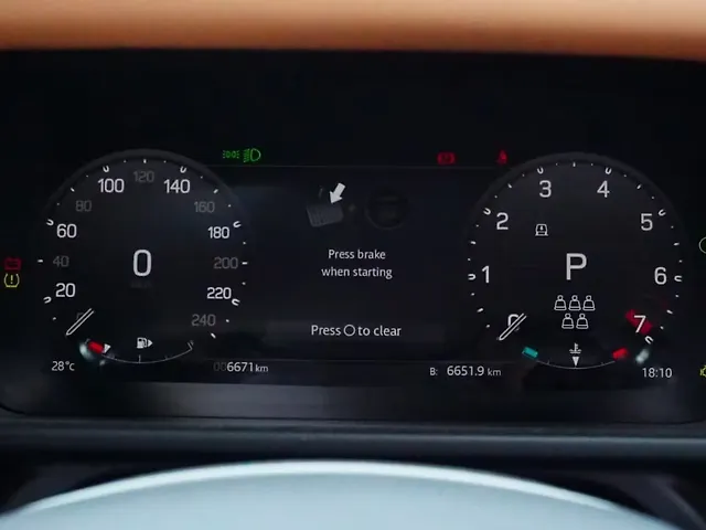 Used Land Rover Defender 110 X-Dynamic HSE 2.0 Petrol [2023-2025] in Delhi