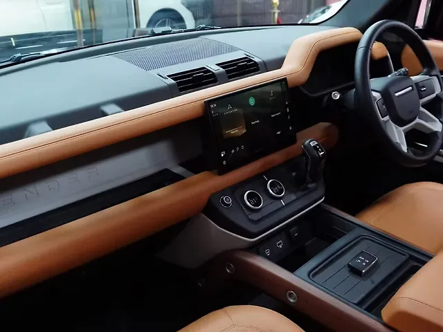 Used Land Rover Defender 110 X-Dynamic HSE 2.0 Petrol [2023-2025] in Delhi