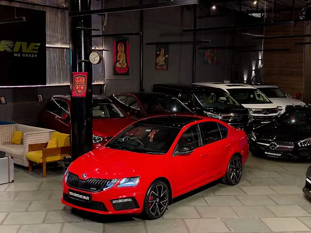 Used 2020 Skoda Octavia in Delhi