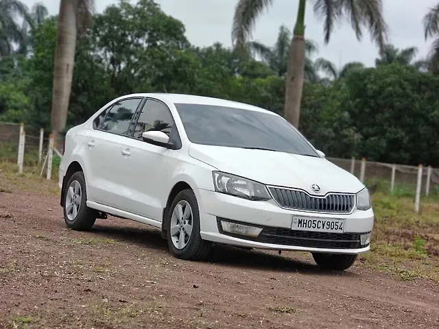 Used 2017 Skoda Rapid in Nashik Used 2017 Skoda Rapid in Nashik