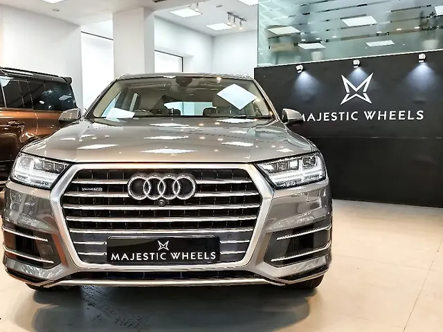Used 2017 Audi Q7 in Pune