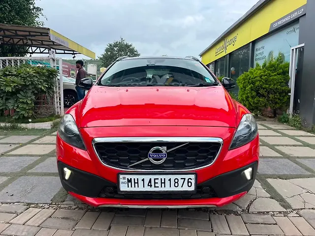 Used 2014 Volvo V40 Cross Country in Pune Used 2014 Volvo V40 Cross Country in Pune