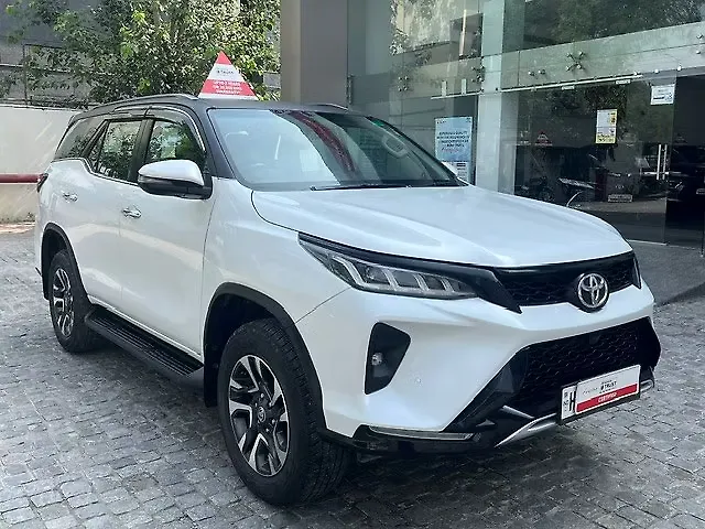 Used Toyota Fortuner Legender 4X2 2WD Diesel Turbo Automatic Dual Tone in Delhi
