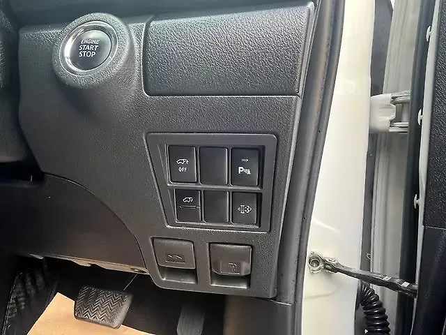 Used Toyota Fortuner Legender 4X2 2WD Diesel Turbo Automatic Dual Tone in Delhi