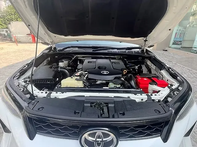 Used Toyota Fortuner Legender 4X2 2WD Diesel Turbo Automatic Dual Tone in Delhi