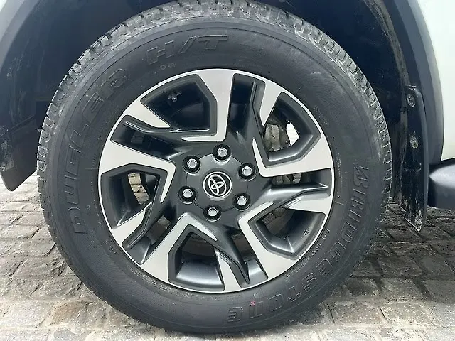 Used Toyota Fortuner Legender 4X2 2WD Diesel Turbo Automatic Dual Tone in Delhi