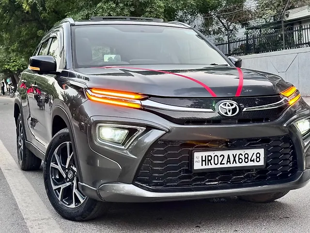 Used Toyota Urban Cruiser Hyryder V Hybrid [2023-2025] in Delhi