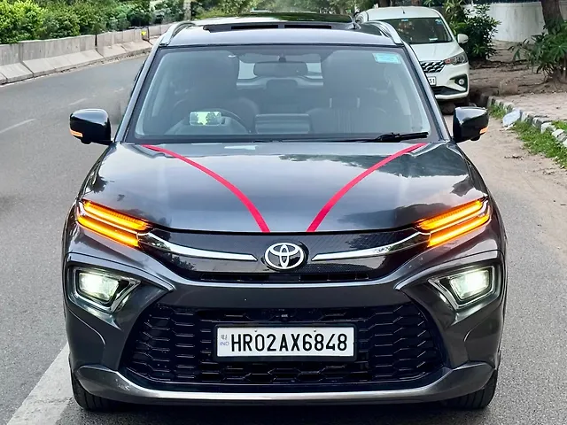 Used Toyota Urban Cruiser Hyryder V Hybrid [2023-2025] in Delhi