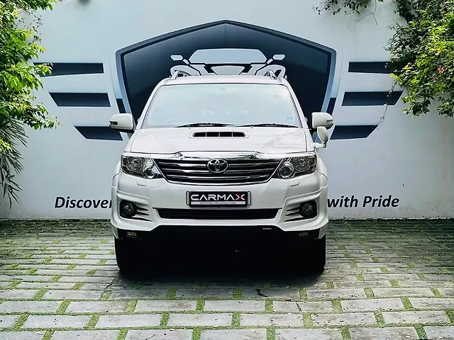 Used 2015 Toyota Fortuner in Kochi Used 2015 Toyota Fortuner in Kochi