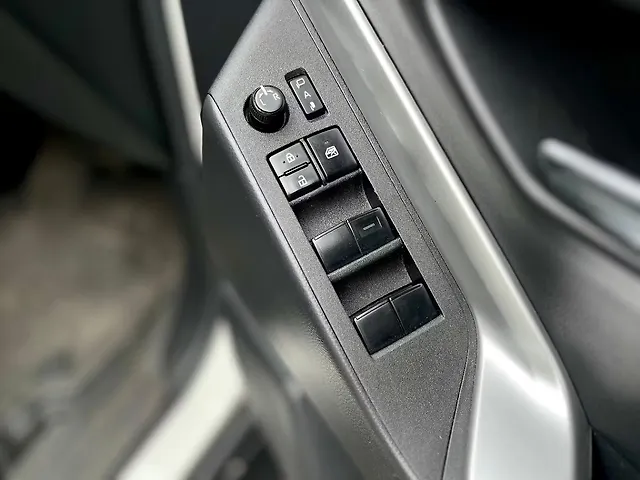 Used Toyota Innova Hycross ZX (O) Hybrid (Electric + Petrol) Automatic (e-CVT) 7 STR in Delhi