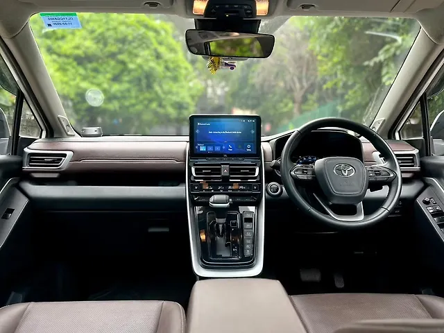 Used Toyota Innova Hycross ZX (O) Hybrid (Electric + Petrol) Automatic (e-CVT) 7 STR in Delhi