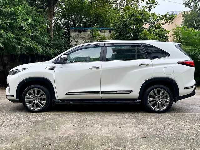 Used Toyota Innova Hycross ZX (O) Hybrid (Electric + Petrol) Automatic (e-CVT) 7 STR in Delhi