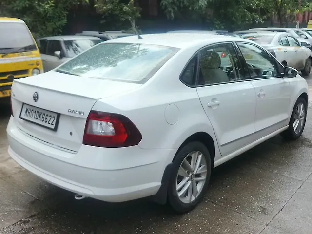 Used Skoda Rapid Ambition 1.6 MPI in Mumbai Used Skoda Rapid Ambition 1.6 MPI in Mumbai