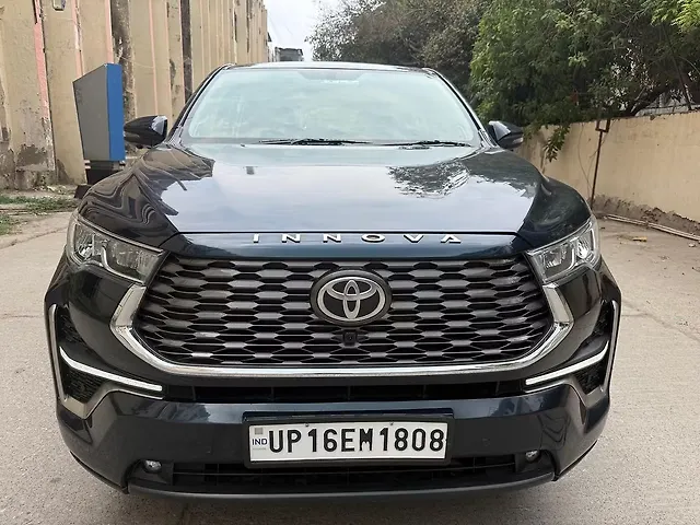 Used 2025 Toyota Innova Hycross in Delhi Used 2025 Toyota Innova Hycross in Delhi