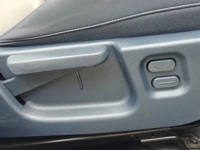 Used Hyundai Venue HX 10 Diesel 1.5L Turbo Automatic (TC) [2025-2026] in Dehradun