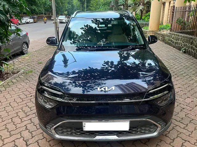 Used 2024 Kia Carens in Mumbai