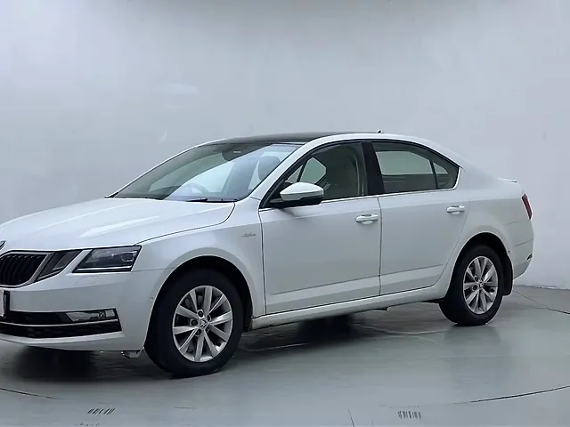 Used 2018 Skoda Octavia in Pune Used 2018 Skoda Octavia in Pune