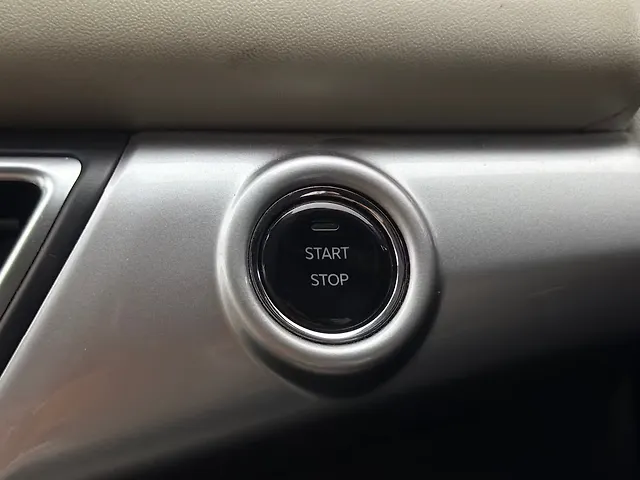 Used Mahindra Old Generation XUV700 AX 7 Diesel AT 7 STR [2023-2024] in Gurgaon